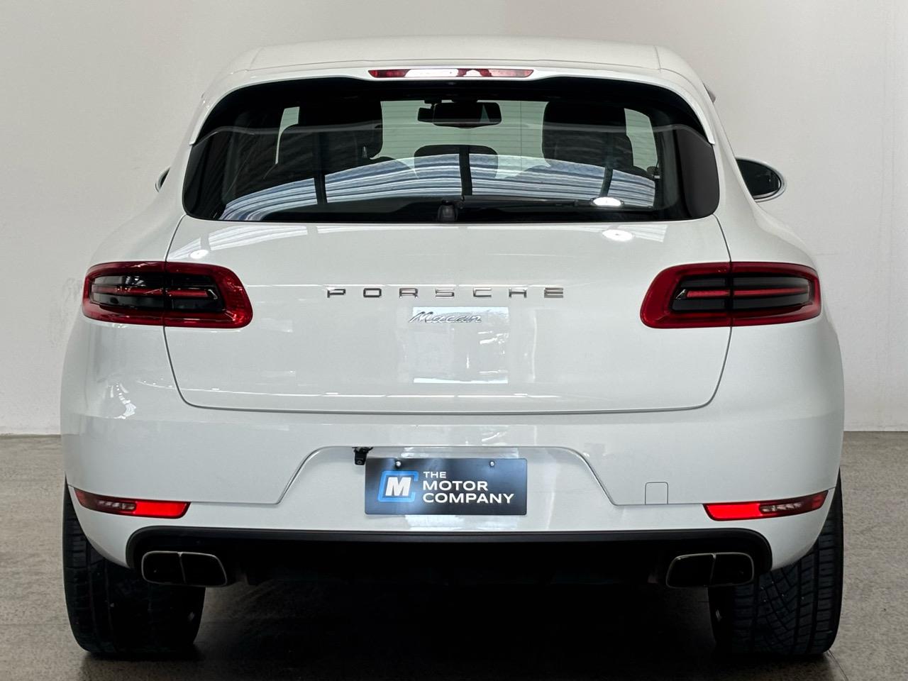 2015 Porsche Macan