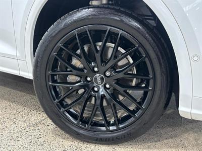 2017 Audi Q5 - Thumbnail
