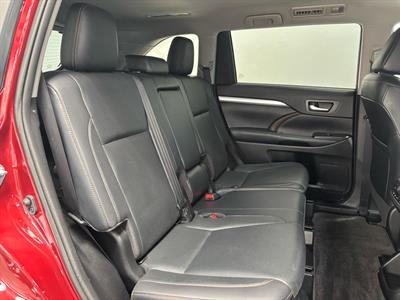 2019 Toyota Highlander - Thumbnail