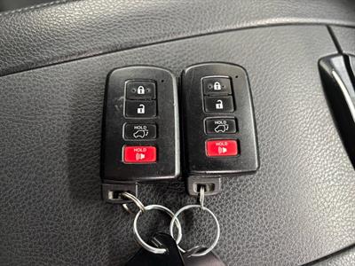 2019 Toyota Highlander - Thumbnail