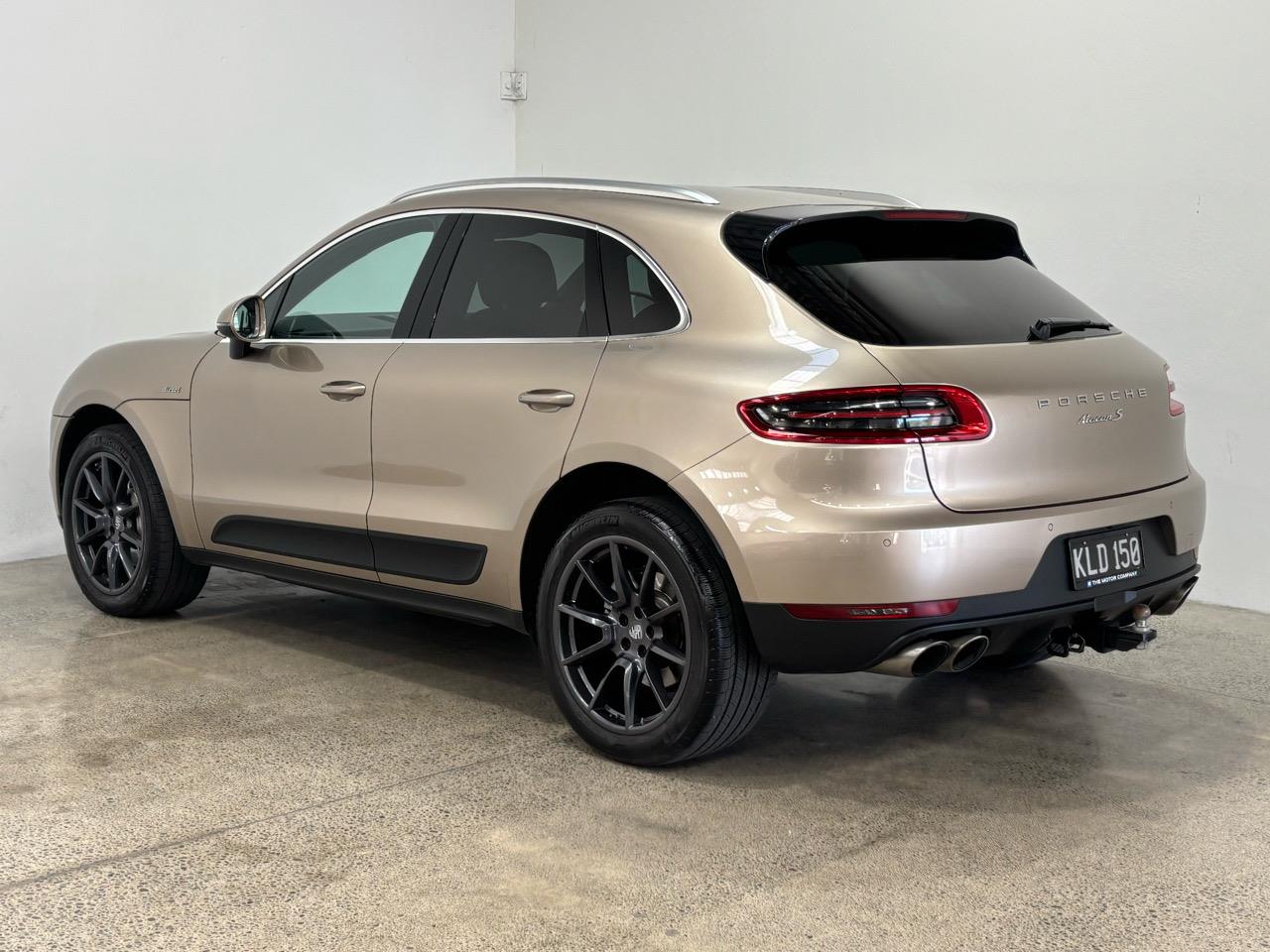 2017 Porsche Macan