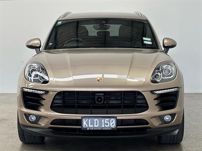 2017 Porsche Macan - Thumbnail