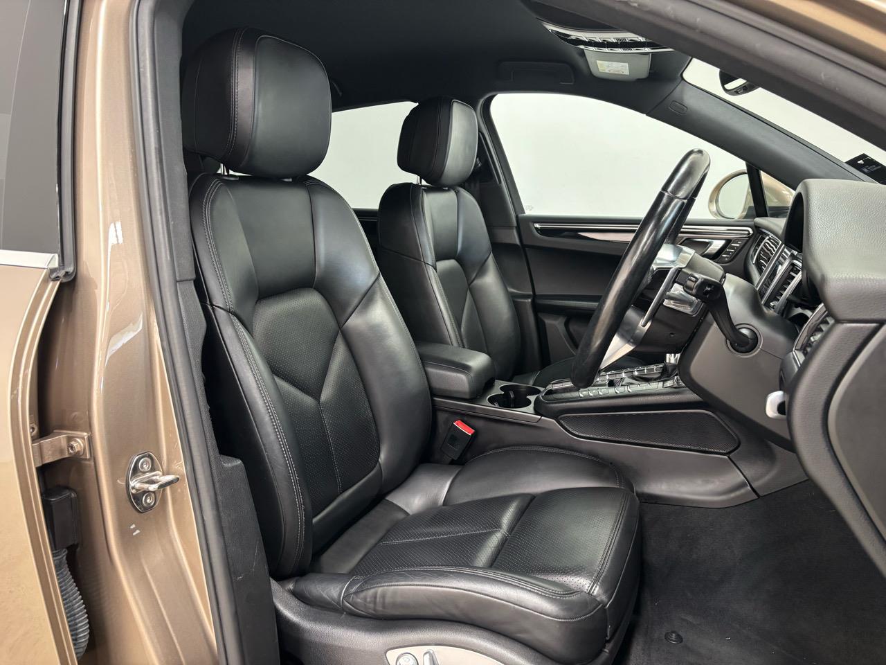 2017 Porsche Macan