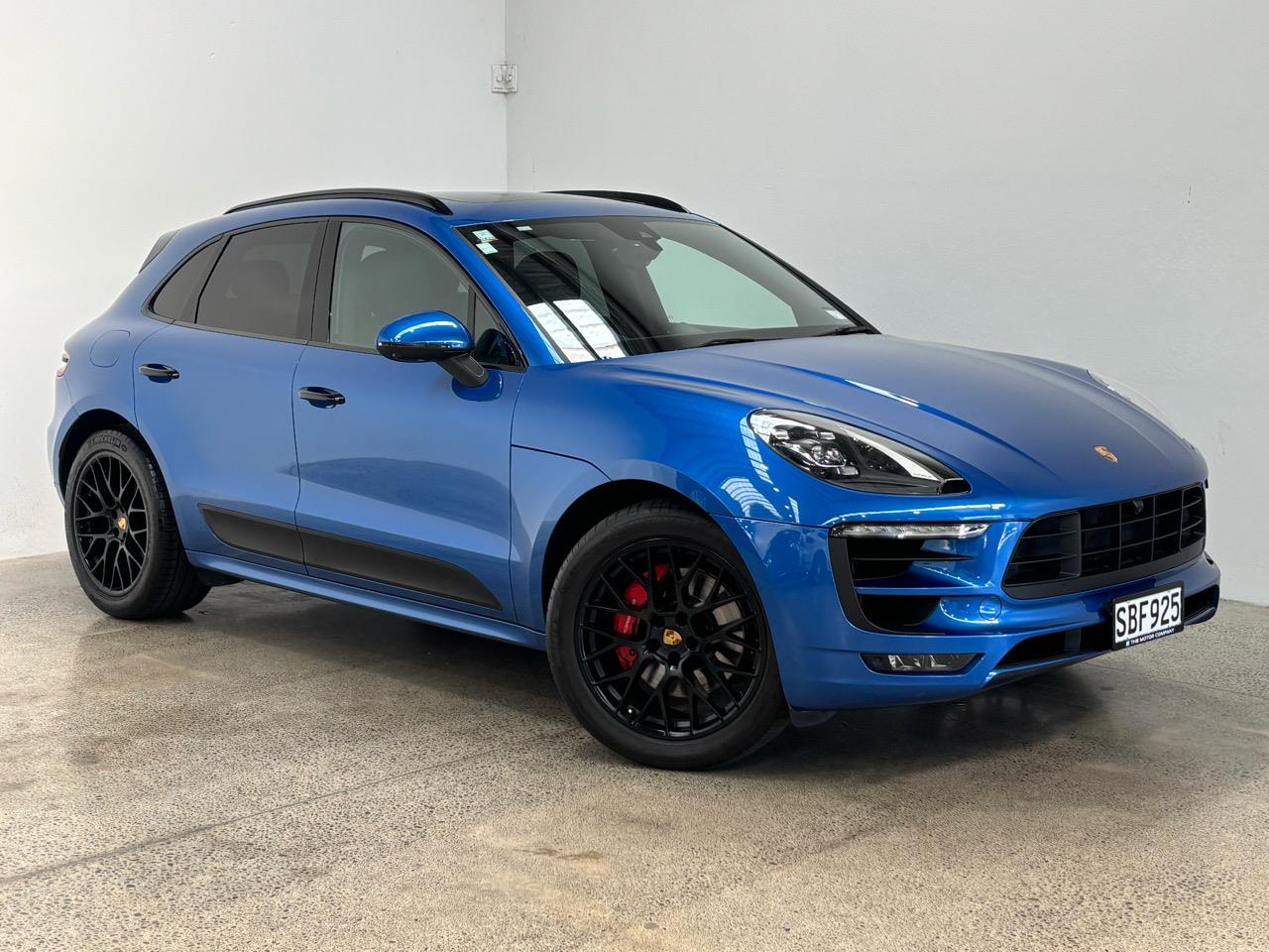 2017 Porsche Macan