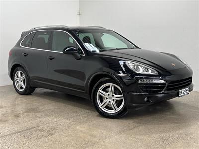 2014 Porsche Cayenne - Thumbnail