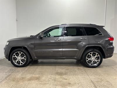 2021 Jeep Grand Cherokee - Thumbnail