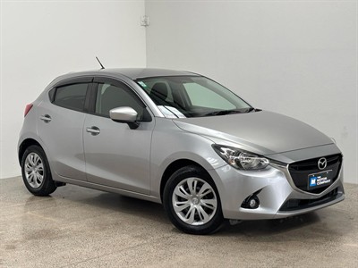 2016 Mazda Demio