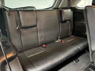 2019 Toyota Highlander - Thumbnail