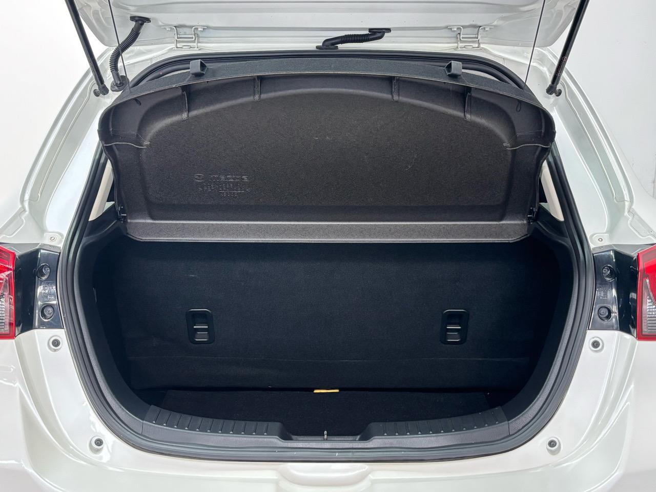 2016 Mazda Demio