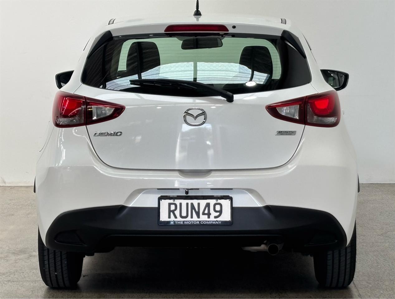 2016 Mazda Demio
