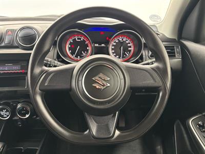 2017 Suzuki Swift - Thumbnail