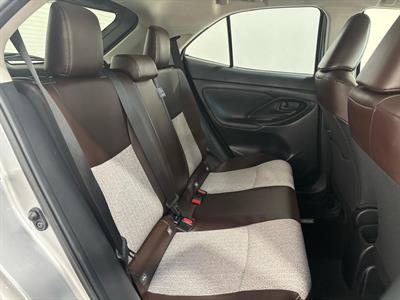 2020 Toyota YARIS CROSS - Thumbnail