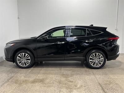 2021 Toyota Harrier - Thumbnail