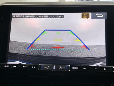 2018 Toyota C-HR - Thumbnail