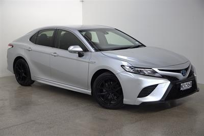 2020 Toyota Camry - Thumbnail