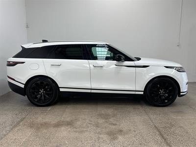 2017 Land Rover Range Rover - Thumbnail
