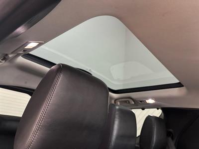 2018 Land Rover Discovery - Thumbnail
