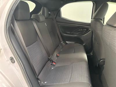 2020 Toyota Yaris - Thumbnail
