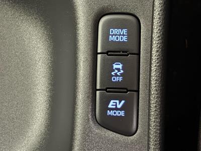 2020 Toyota Yaris - Thumbnail