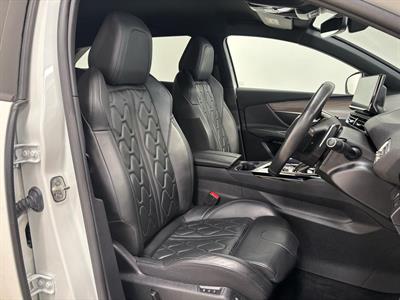 2021 Peugeot 3008 - Thumbnail