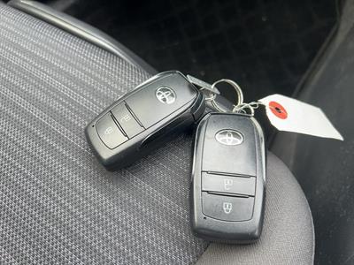 2021 Toyota Yaris - Thumbnail