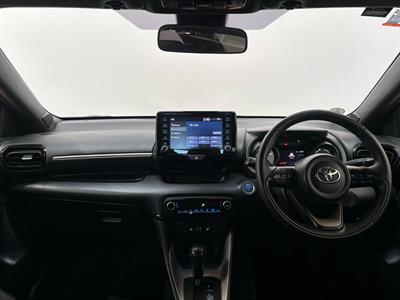 2021 Toyota Yaris - Thumbnail