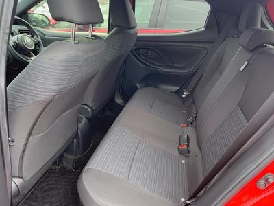 2021 Toyota Yaris - Thumbnail