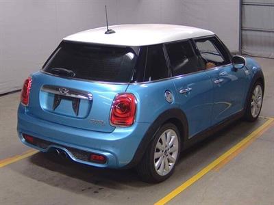 2015 Mini Cooper - Thumbnail