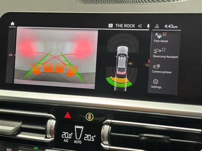 2021 BMW 320i - Thumbnail