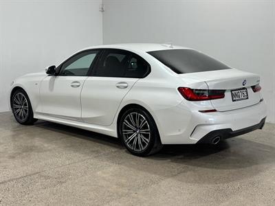 2021 BMW 320i - Thumbnail