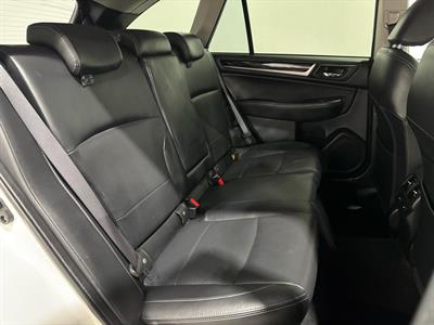 2016 Subaru Outback - Thumbnail