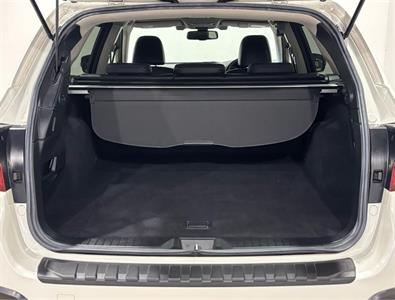 2016 Subaru Outback - Thumbnail