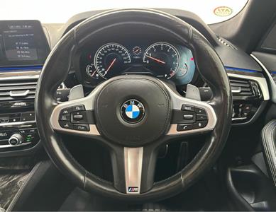 2017 BMW 530i - Thumbnail