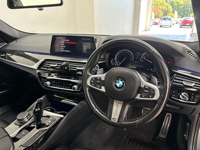 2017 BMW 530i - Thumbnail