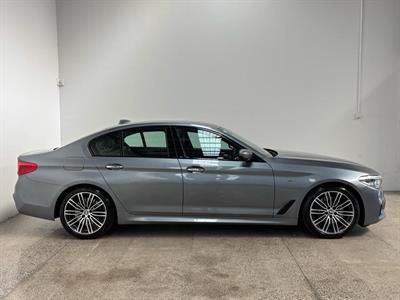 2017 BMW 530i - Thumbnail