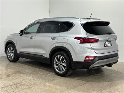 2020 Hyundai Santa Fe - Thumbnail