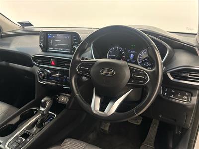 2020 Hyundai Santa Fe - Thumbnail
