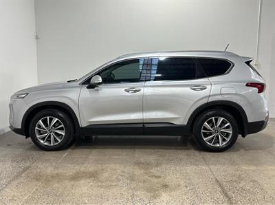 2020 Hyundai Santa Fe - Thumbnail